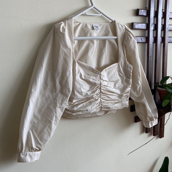 Sunday Best Petal Blouse in Cream - Picture 3 of 4